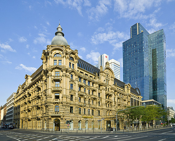 ©Krug Photo-Ateliers, Düsseldorf / Deutsche Fonds Holding  